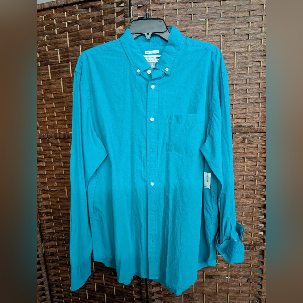 Old Navy Men's Turquoise Casual Button-Down Shirt